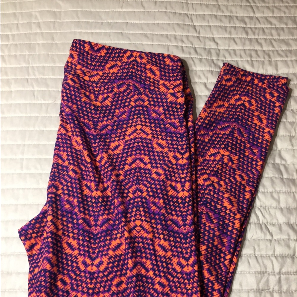 SOLD Lularoe TC Leggings-EUC